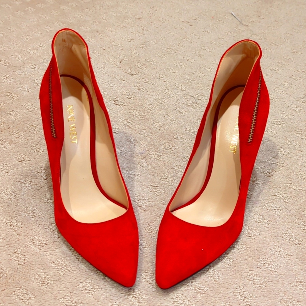 Nine West Zipper Heels size 6